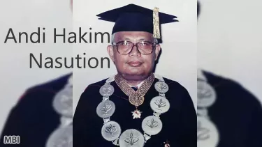 Biografi Andi Hakim Nasution